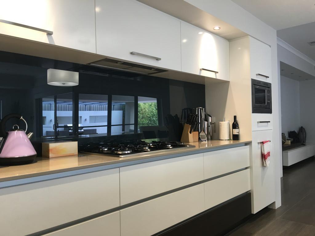 Magnificent Beach Retreat Jindalee Exterior foto